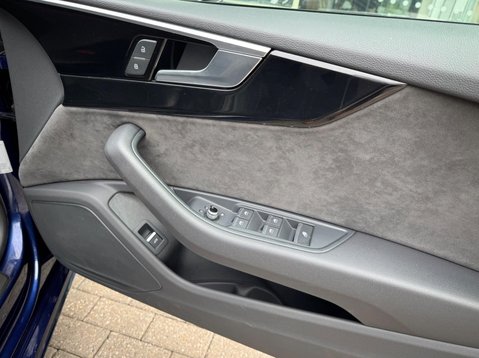 Audi A5 TFSI S LINE EDITION 1 MHEV 32