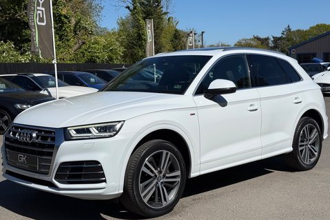 Audi Q5 TDI QUATTRO S LINE - PANORAMIC SUNROOF -TECH PACK -VIRTUAL COCKPIT 12