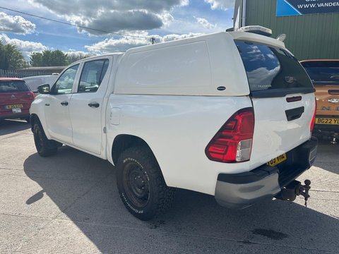 Toyota Hilux ACTIVE 4WD D-4D DCB 7