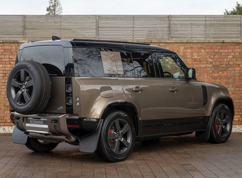 Land Rover Defender 110 X P400 7