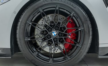 BMW M3 COMPETITION M XDRIVE TOURING 32