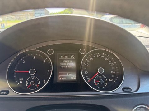 Volkswagen Passat 2.0 TDI BlueMotion Tech Executive DSG Euro 5 (s/s) 5dr 7