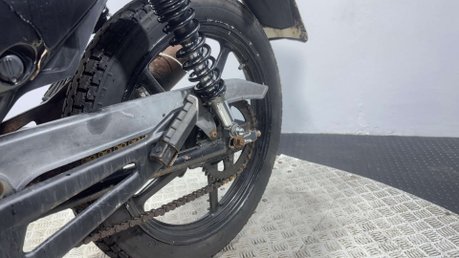 Yamaha YBR 125 2011 28K RUNNING PROJECT BIKE SPARES OR REPAIR 125CC 22