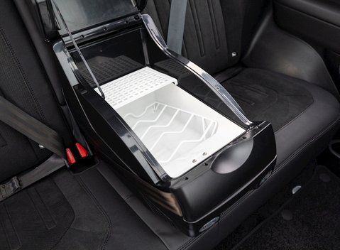 Land Rover Defender 90 V8 16