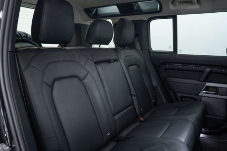 Land Rover Defender 3.0 Defender XS Edition D MHEV A 4WD 5dr 40
