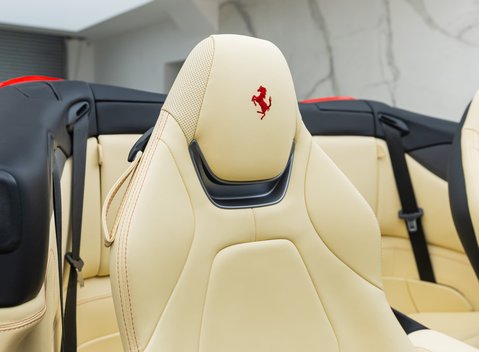 Ferrari Portofino M 18