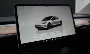 Tesla Model 3 LONG RANGE AWD Ryzen GROK AI One Owner Heat Pump Adaptive LEDs VAT Q 22