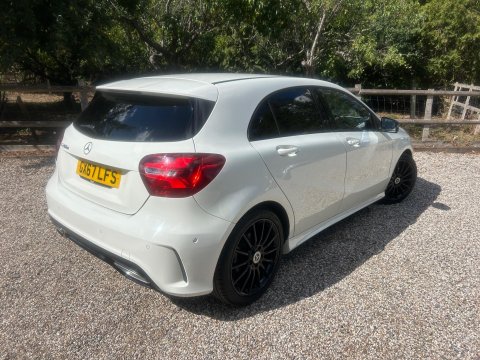 Mercedes-Benz A Class 2.1 A200d AMG Line (Premium) 7G-DCT Euro 6 (s/s) 5dr 7