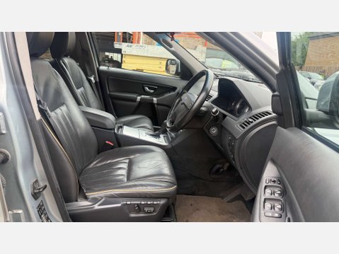 Volvo XC90 2.4 XC90 SE Luxury AWD D5 Auto 4WD 5dr 4