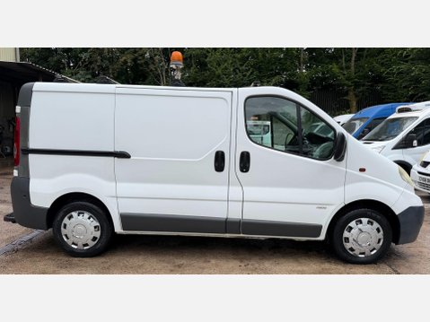 Vauxhall Vivaro 2.0 2700 CDTi Panel Van 4dr Diesel Manual FWD L1 (195 g/km, 113 bhp) 8