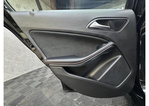 Mercedes-Benz A Class 2.1 A200d AMG Line Hatchback 5dr Diesel 7G-DCT Euro 6 (s/s) (136 ps) 48