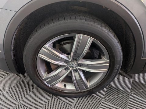 Volkswagen Tiguan Allspace 2.0 TDI SEL DSG Euro 6 (s/s) 5dr 31