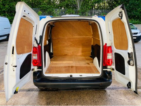 Peugeot Partner 1.6 HDi 850 S Panel Van 4dr Diesel Manual L1 (153 g/km, 90 bhp) 22