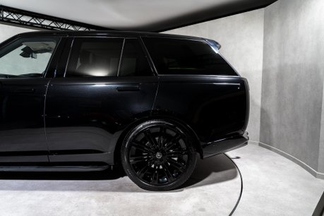 Land Rover Range Rover HSE D350. NOW SOLD. SIMILAR REQUIRED. PLEASE CALL 01903 254800. 10