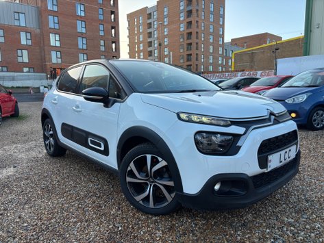 Citroen C3 PURETECH SHINE PLUS S/S..1 OWNER 3 SERVICES.APPLE CARPLAY..NAVIGATION