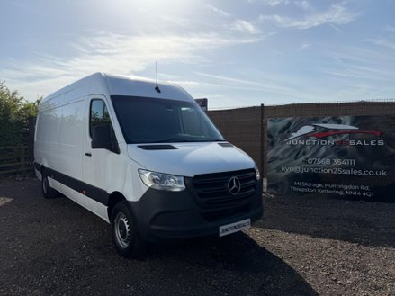 Mercedes-Benz Sprinter 2.0 315 CDI Progressive RWD L3 H2 Euro 6 (s/s) 5dr