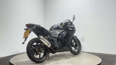 Kawasaki Ninja 250 2010 17K RUNNING PROJECT BIKE 250CC A2 READY SPORTS BIKE 2