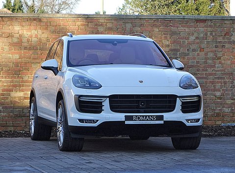 Porsche Cayenne Turbo 1