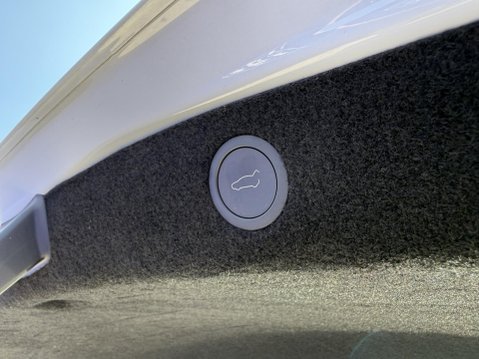 Tesla Model 3 Saloon 4dr Electric Auto RWD (208 ps) 23