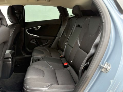 Volvo V40 2.0 V40 R-Design Edition T2 5dr 59