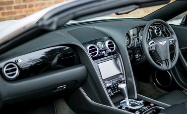 Bentley Continental GT GTC V8 S Mulliner 17