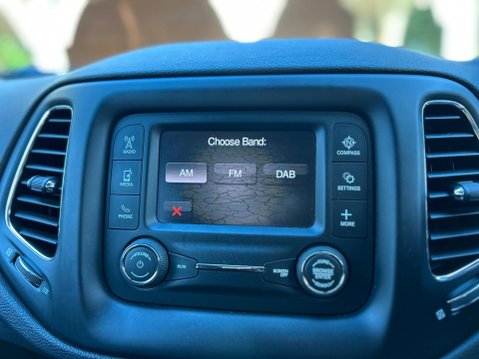 Jeep Compass MULTIJET II SPORT 27