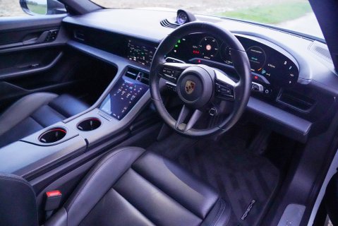 Porsche Taycan 4S CROSS TURISMO PERFROMANCE PLUS 93.4kWh 8