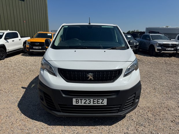 Peugeot Expert MWB L2H1 Bluehdi Professional Premium Plus Air Con Cruise SELECT 3