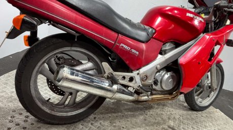 Honda NTV 1988 CLASSIC PROJECT BIKE SPARES OR REPAIR 600CC COMMUTER 8