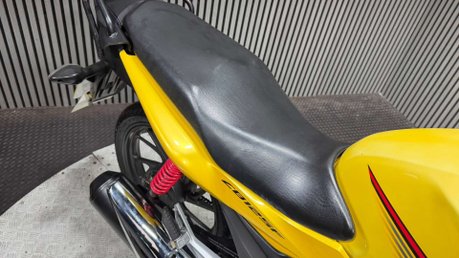 Honda CB GLR125 2018 16K LONG MOT IDEAL COMMUTER BIKE / LEARNER 9