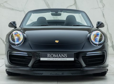 Porsche 911 Turbo S Cabriolet (991.2) 7
