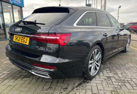 Audi A6 AVANT TDI QUATTRO S LINE AUTO 12