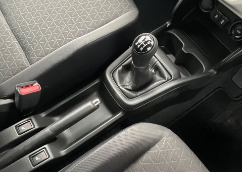 Suzuki Swift 1.2 Mild Hybrid Motion  26