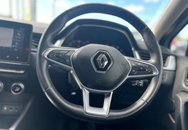 Renault Captur ICONIC 1.0 TCE 32
