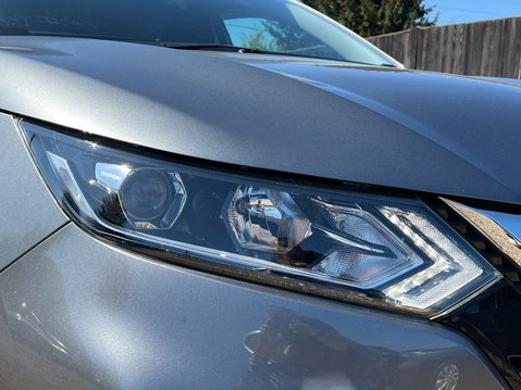 Nissan Qashqai DIG-T ACENTA PREMIUM DCT 17