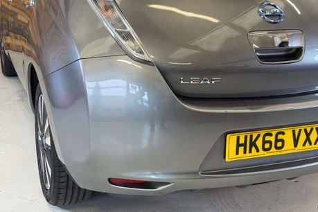 Nissan LEAF 30kWh Tekna Hatchback 5dr Electric Auto (109 bhp) 83