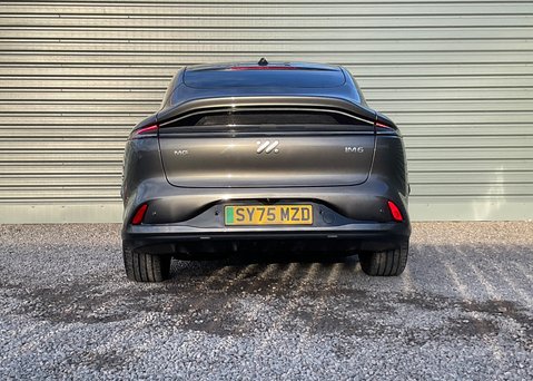 MG IM6 100kWh LAUNCH EDITION AWD 7