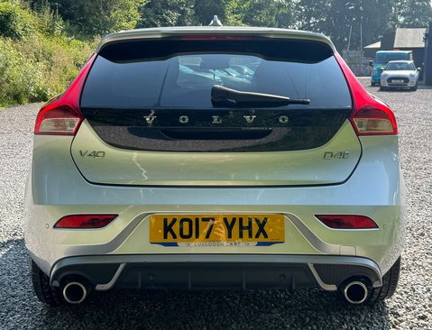 Volvo V40 2.0 V40 R-Design Pro D4 5dr 7