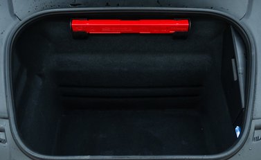 Porsche 911 GT3 TOURING (992) 35