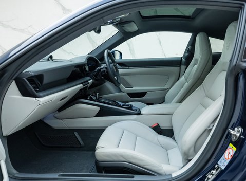 Porsche 911 Carrera S (992) 15