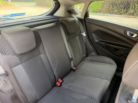 Ford Fiesta 1.25 Zetec Euro 5 5dr 16