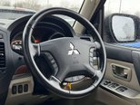 Mitsubishi Shogun 3.2 DI-DC SG3 SUV 5dr Diesel Auto 4WD Euro 5 LWB (197 ps) 26