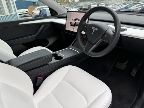 Tesla Model Y (Dual Motor) Long Range SUV 5dr Electric Auto 4WDE (384 bhp) 2
