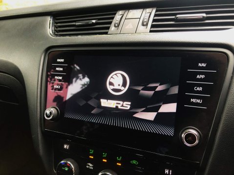 Skoda Octavia VRS TDI DSG 32