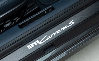 Porsche 911 (992) Carrera S 20