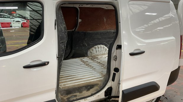 Vauxhall Combo LWB L2H1 Low Roof Air Con EURO 6 NO VAT 8