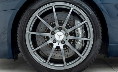 Mercedes-Benz SLS AMG 11