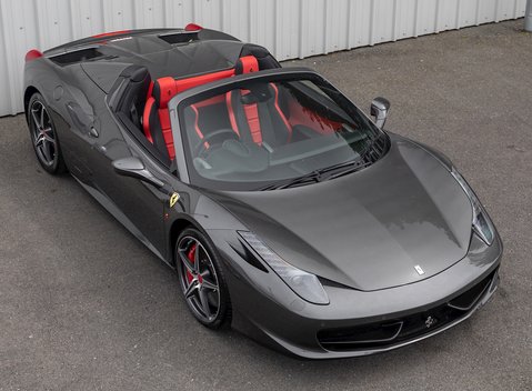 Ferrari 458 Spider 8