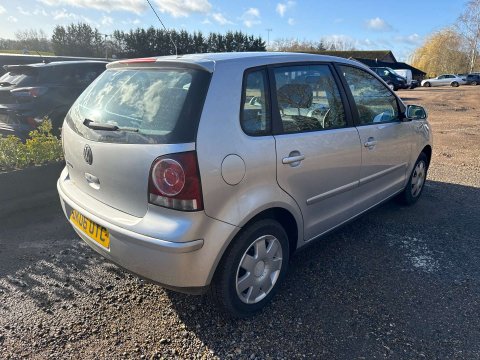 Volkswagen Polo 1.2 Polo S 55 5dr 4