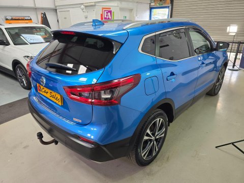 Nissan Qashqai 1.6 DIG-T N-Connecta Euro 6 (s/s) 5dr 13